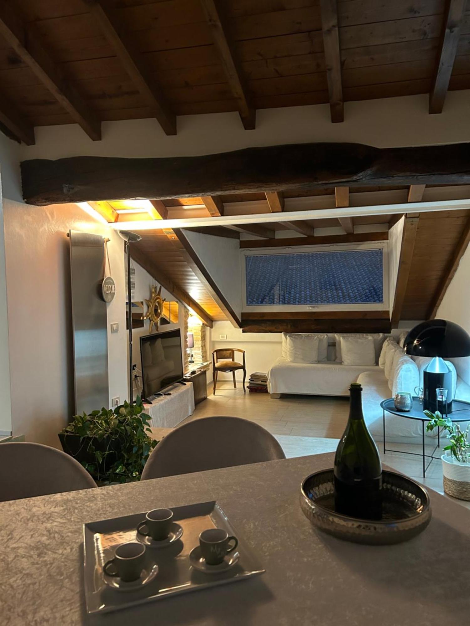 Ferienwohnung La Casa Di Angelina Saló Exterior foto